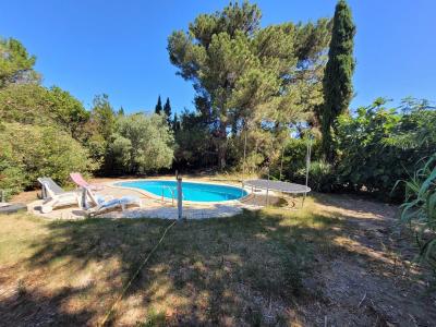 Superb Manor House With Its Former Wine Storehouse And Pool