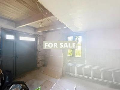 Detached Country House with Attached Barn