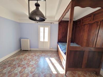 Elegant House With Swimming Pool And Views