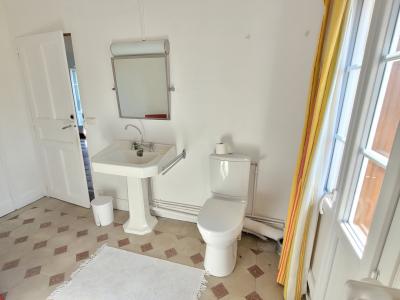 Elegant House With Swimming Pool And Views