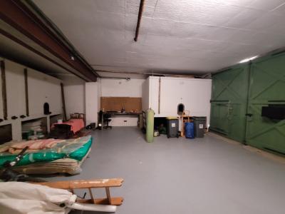 Elegant House With Swimming Pool And Views