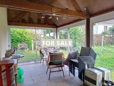 Detached House with Garden