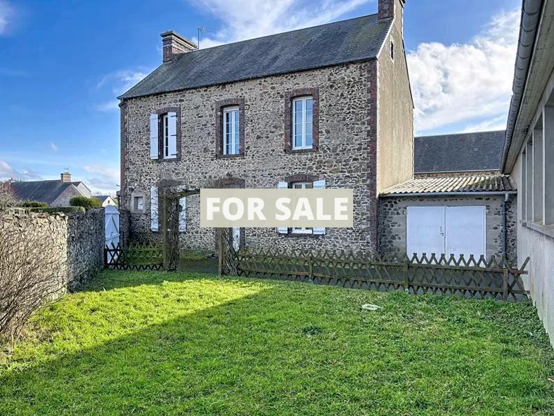 Traditional House with Garden by the Coast