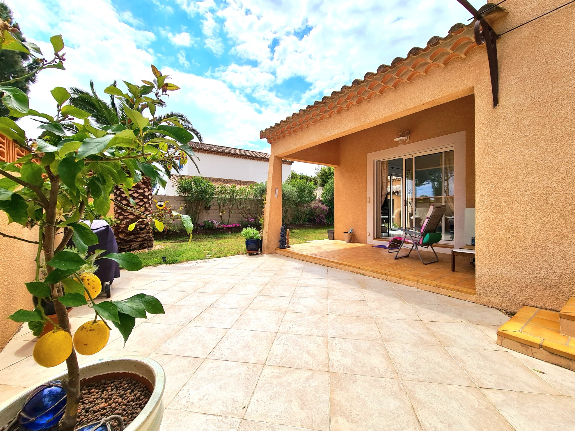 Pleasant Villa With Garage, Terrace And Garden