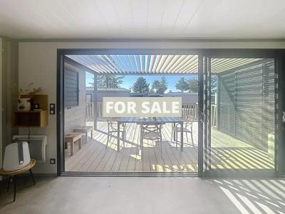 Detached House with Garden
