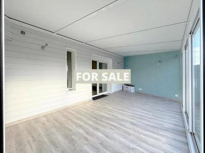 Coastal House with Swimming Pool