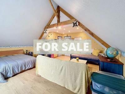 Detached House with Landscaped Garden