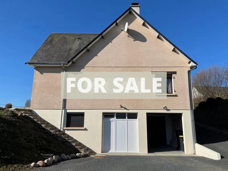 Detached House with Landscaped Garden