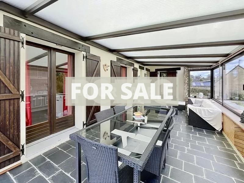 Detached House with Landscaped Garden