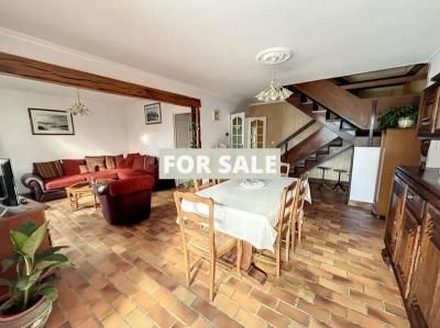 Traditional House with Garden by the Coast