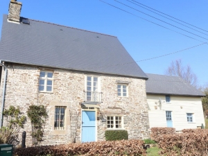 Detached Country House with Large Garden