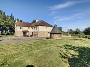 Detached Country House with Open Views