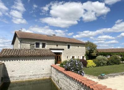 Magnificent Country Property With Pool And Guest Gite Potential