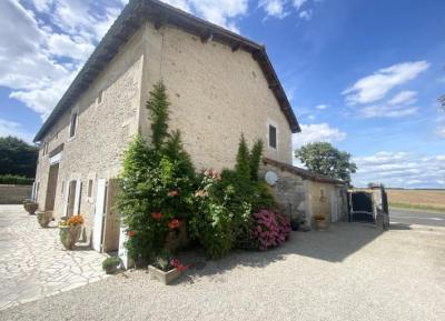 Magnificent Country Property With Pool And Guest Gite Potential