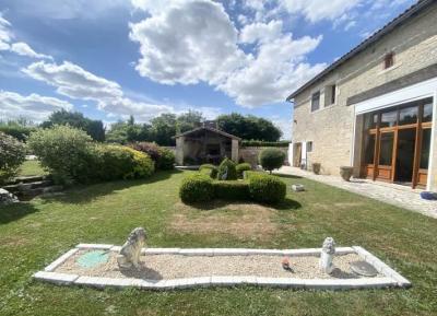 Magnificent Country Property With Pool And Guest Gite Potential