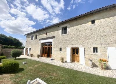 Magnificent Country Property With Pool And Guest Gite Potential