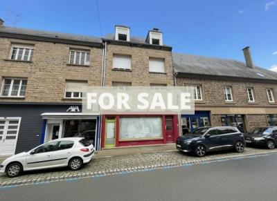 Town House With Courtyard