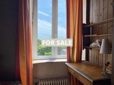 Detached House with Garden by the Coast