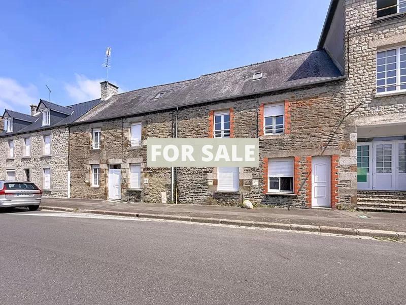 Town House in Coastal Resort Location