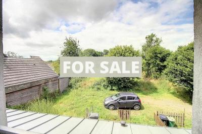 Large Detached House with Garden close to the Coast