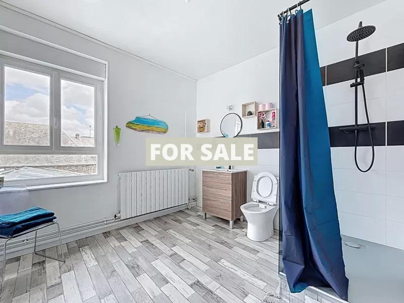 Building in Heart of Rural Village with Potential