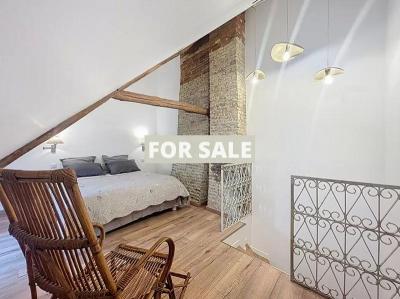 Town House in Coastal Resort Location