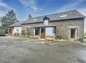 Detached House with Garden