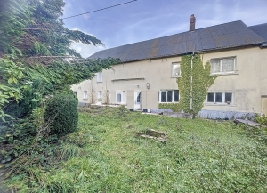 Traditional House with Garden