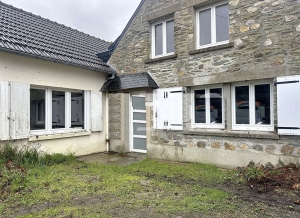 Traditional House with Courtyard Garden