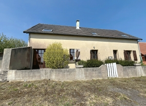 Detached Country House with Garden