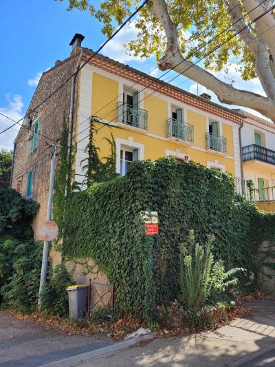 Beautiful Town House, Garage, Small Garden And Terraces