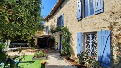 Former Annexe of Chateau, Fully Renovated