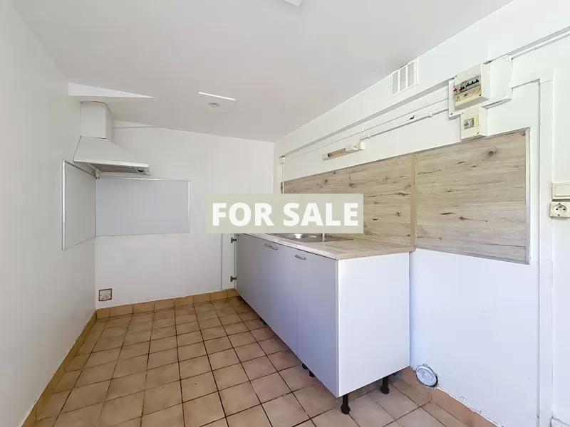 Village House, Ideal Holiday Home