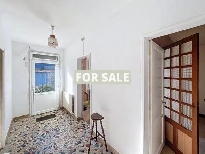 Detached House with Garden by the Coast