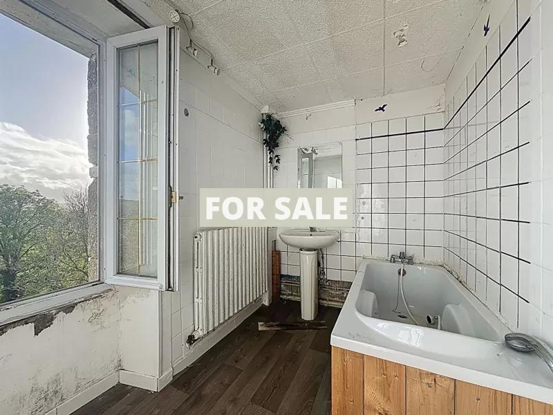 Detached Country House with Open Views