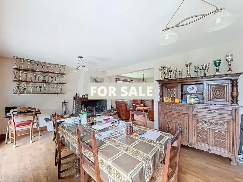 Delightful Detached House and Lovely Garden