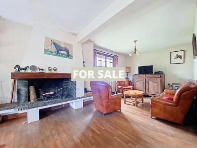 Delightful Detached House and Lovely Garden