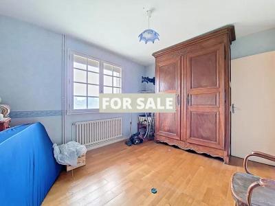 Delightful Detached House and Lovely Garden