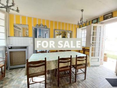 Large House only 800m From the Beach