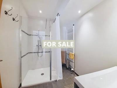 Detached House with Landscaped Garden