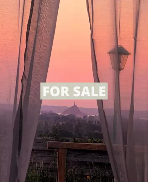 Detached House with View of Mont-St-Michel