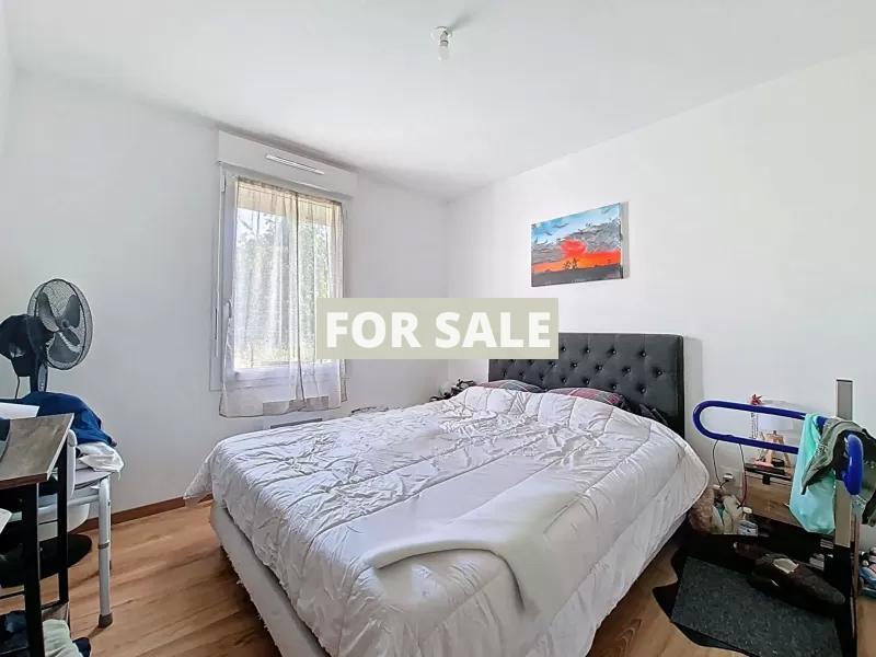 Detached House with View of Mont-St-Michel