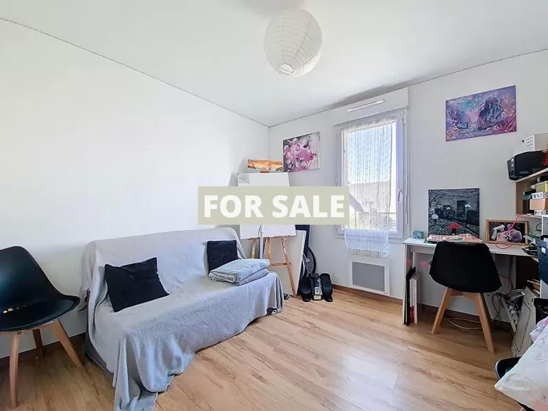 Detached House with View of Mont-St-Michel