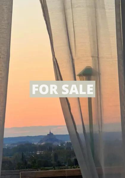 Detached House with View of Mont-St-Michel