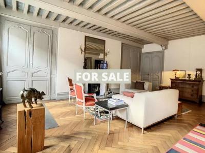 Period Property with Landscaped Garden