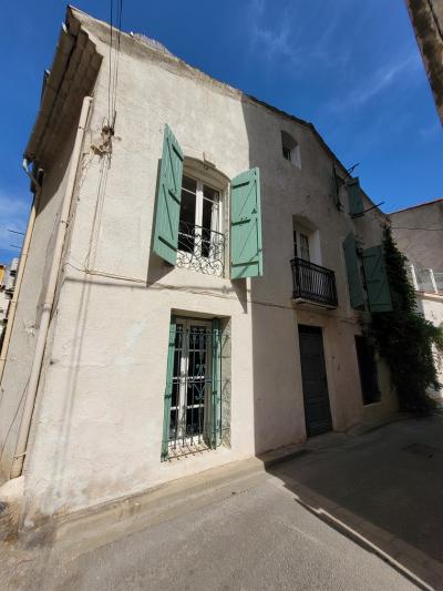 Pretty Village House With Roof Terrace In A Lively Seaside Town