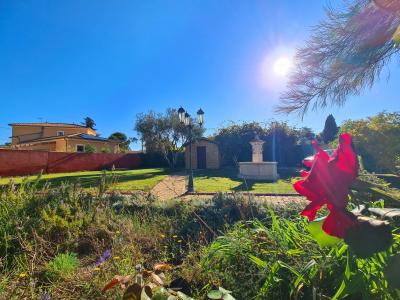 Architect Designed Villa With Heated Pool