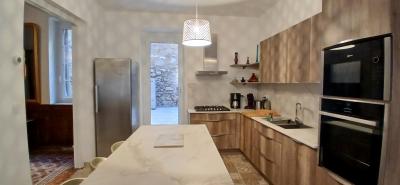 Elegant 18th Century Bourgeoise House