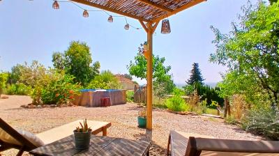 Elegant And Charming Villa With Landscaped Garden