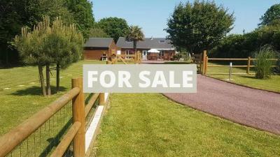 Detached Country House with Outbuilding